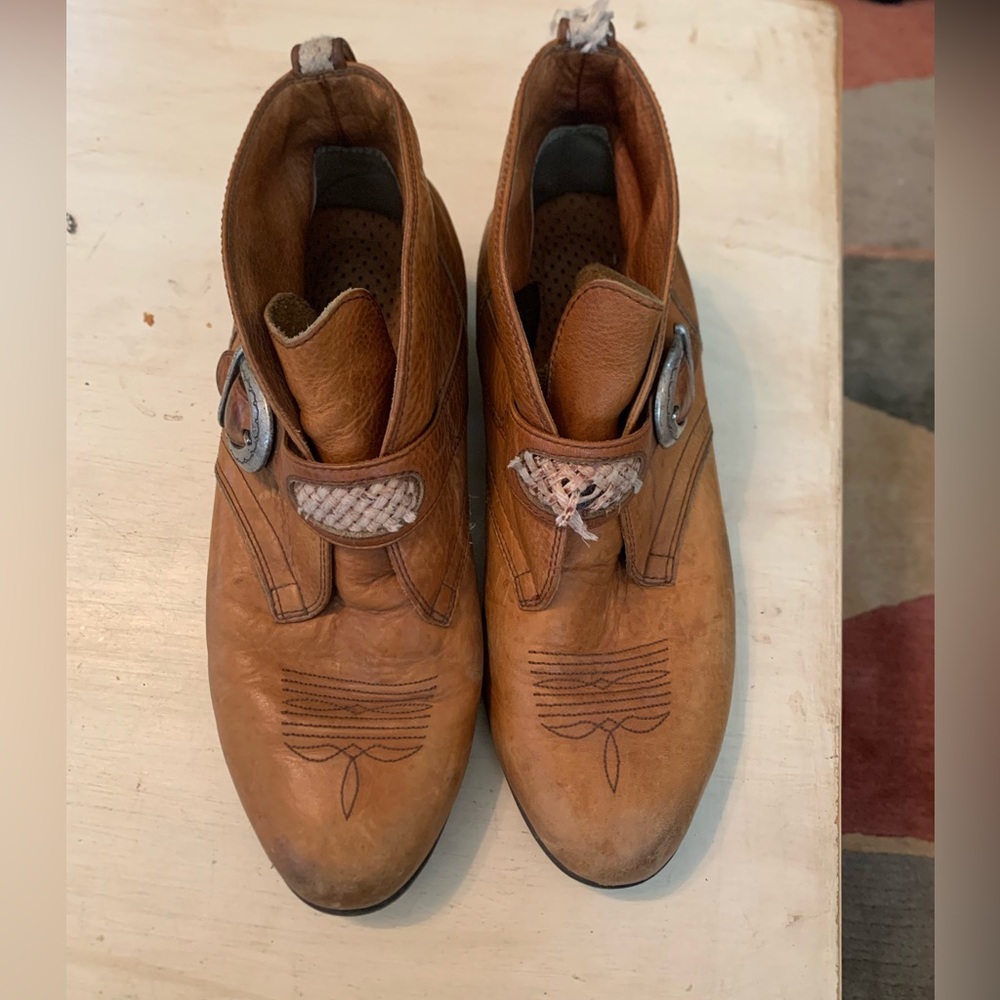 ariat ankle boots